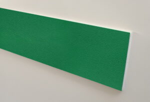 LISSE PROTECTION PVC RR200 - AVEC ADHESIF 2mm 200mm 3,66m VERT