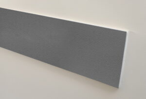LISSE PROTECTION PVC RR200 - AVEC ADHESIF 2mm 200mm 3,66m ANTHRACITE